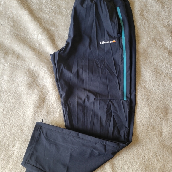 Ellesse Sweatpants - Picture 8 of 8